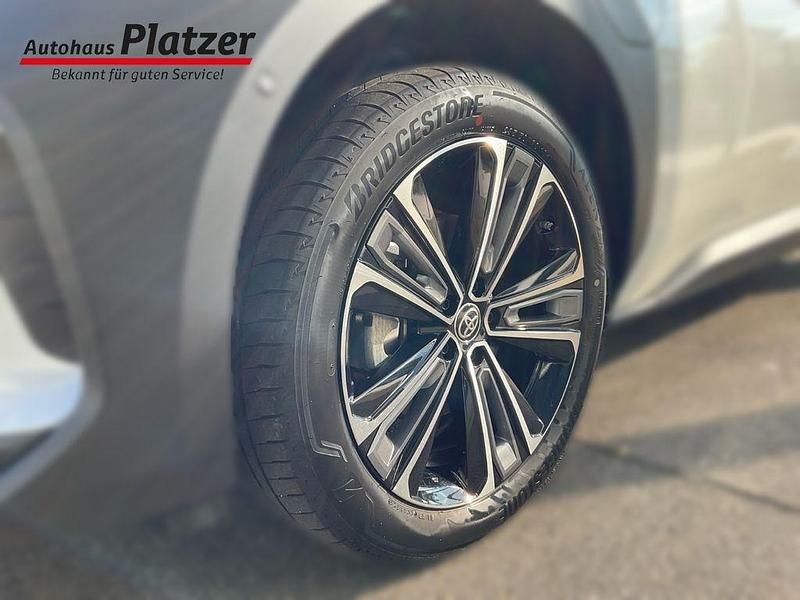 Gebraucht Toyota bZ4X Basis 159 kW (217 PS) 2023 Weiss SUV