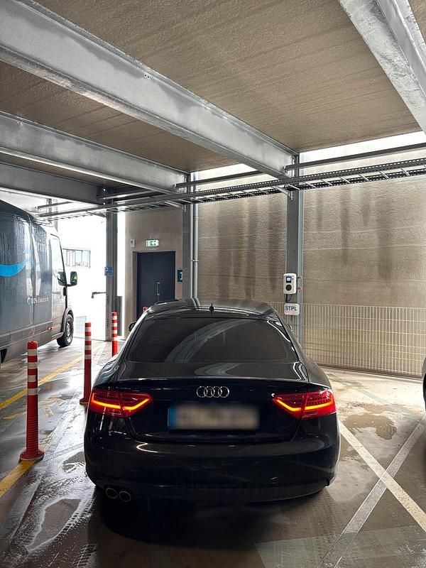 Gebraucht Audi A5 Premium 190 PS (139 kW) 2016 Schwarz Coupé