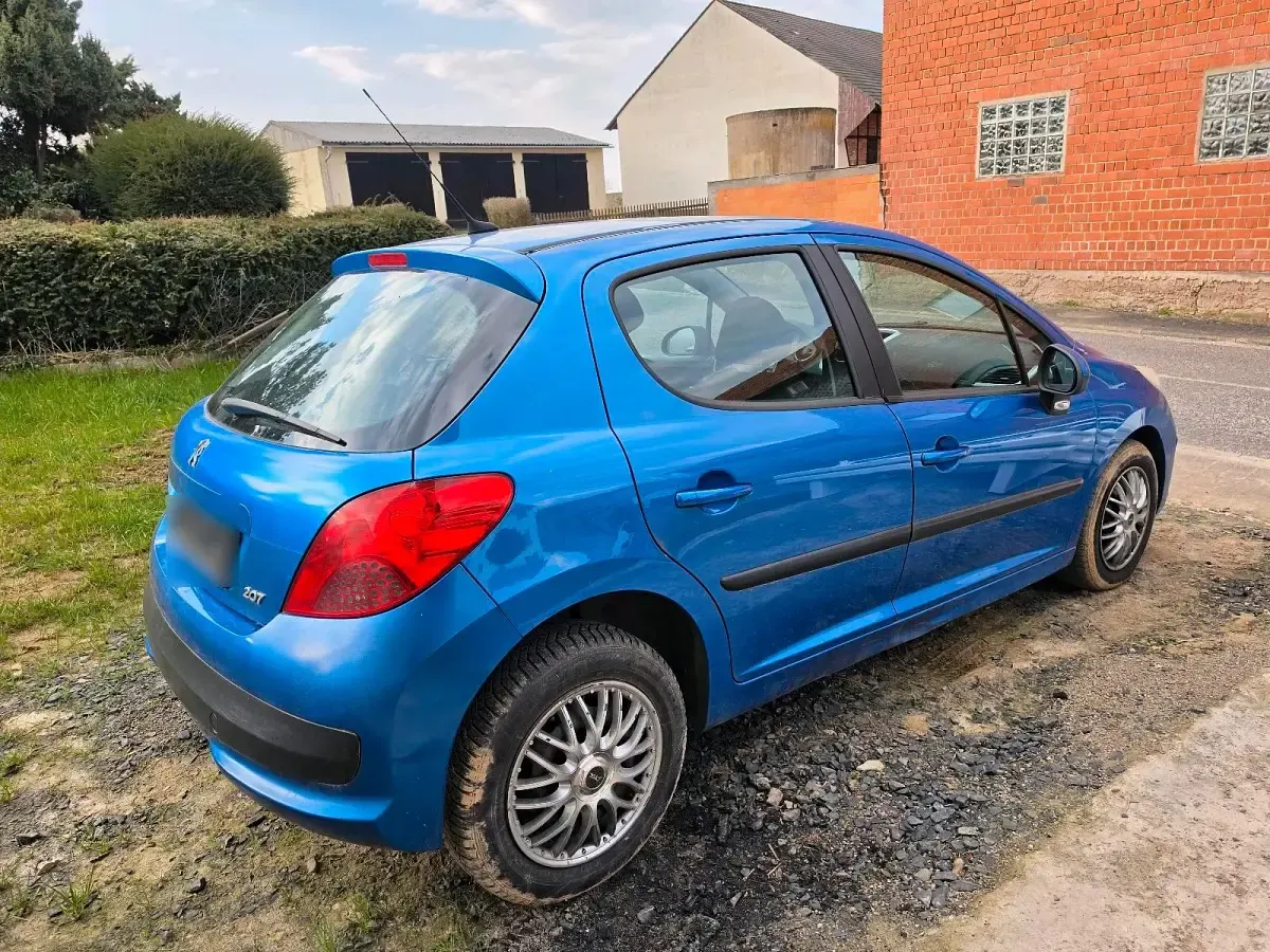 Gebraucht Peugeot 207 95 PS (69 kW) 2007 Blau Limousine