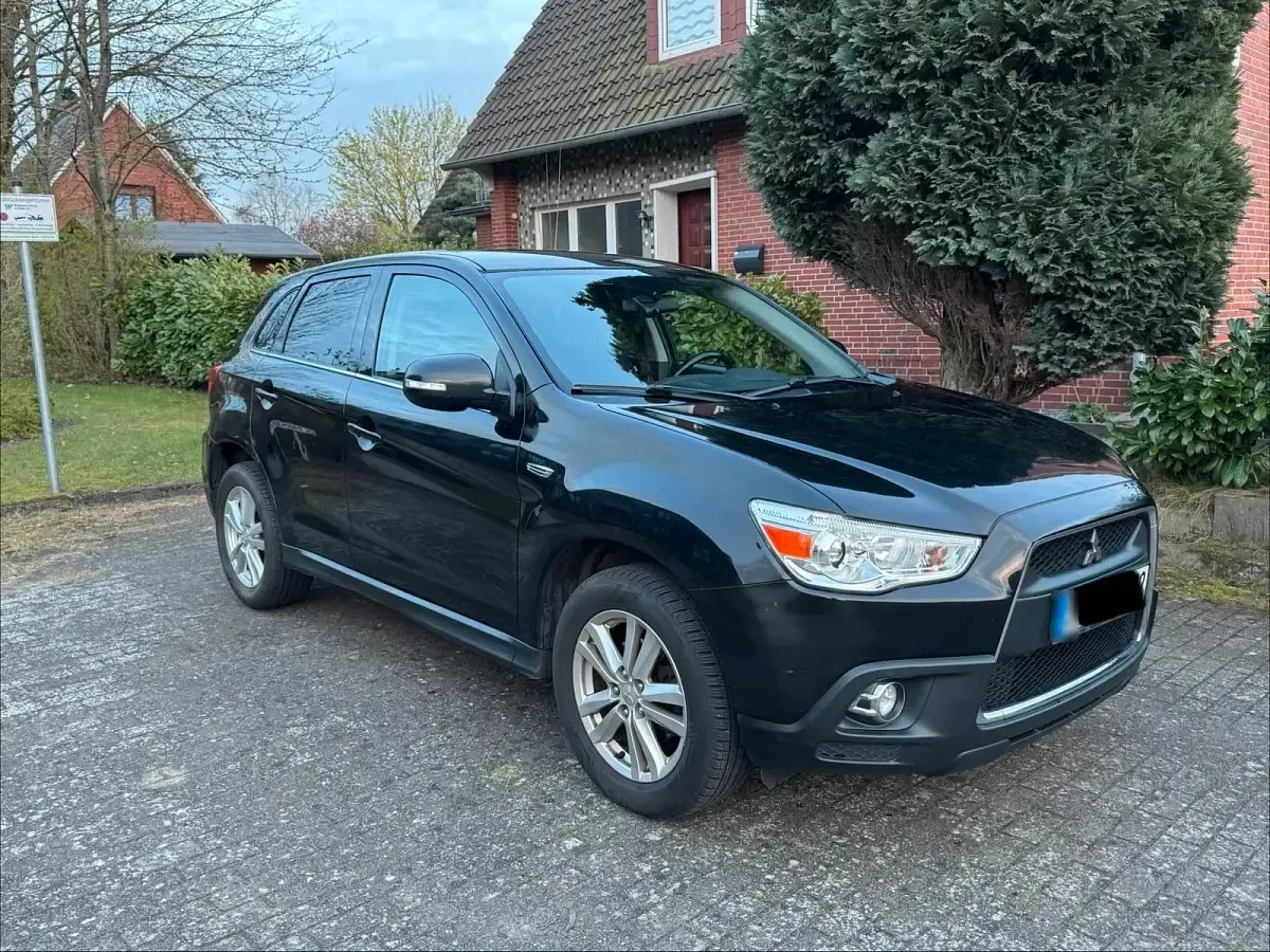 Gebraucht Mitsubishi ASX 150 PS (110 kW) 2010 Schwarz SUV