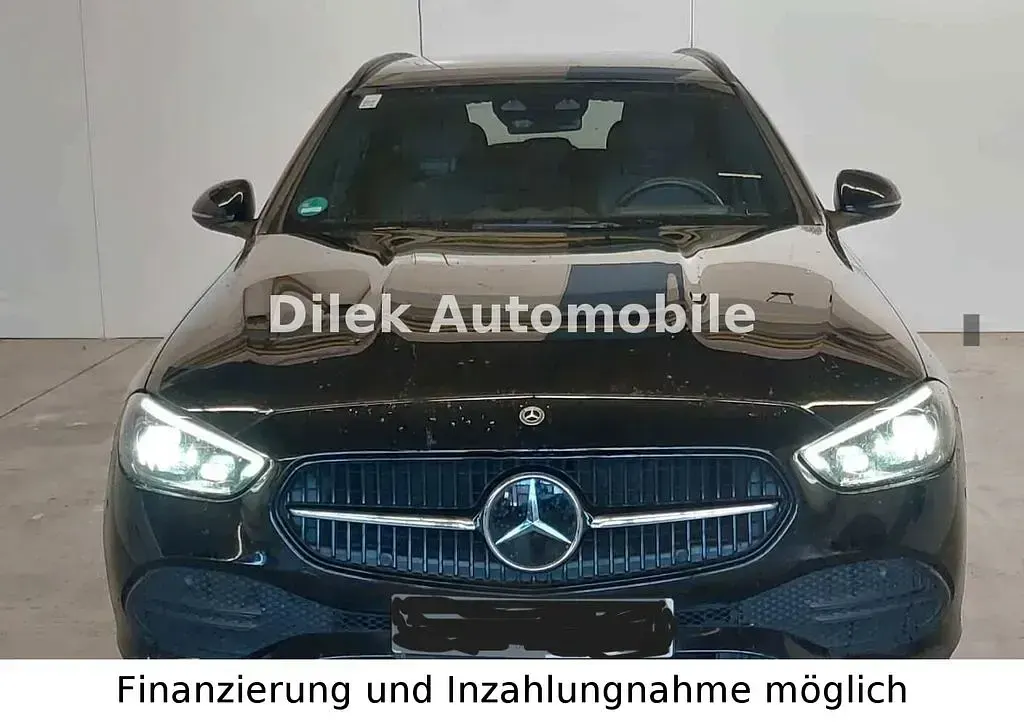 Gebraucht Mercedes C220 Night 200 PS (147 kW) 2022 Schwarz Limousine