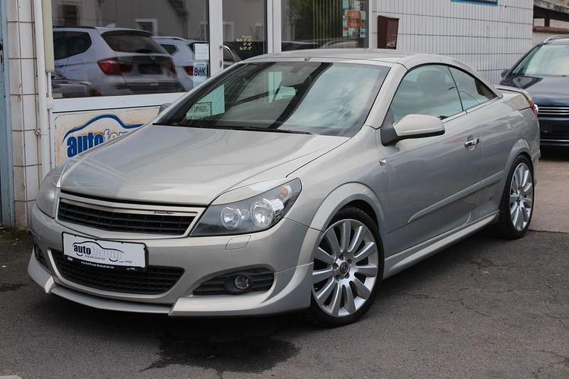 Gebraucht Opel Astra Cosmo 105 PS (77 kW) 2006 Pannacotta m2 (metallic) Cabrio