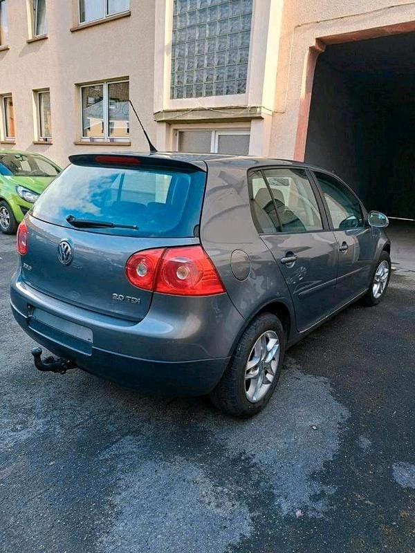 Second-hand VW Golf VI 140 CP (102 kW) 2008 Gri Hatchback