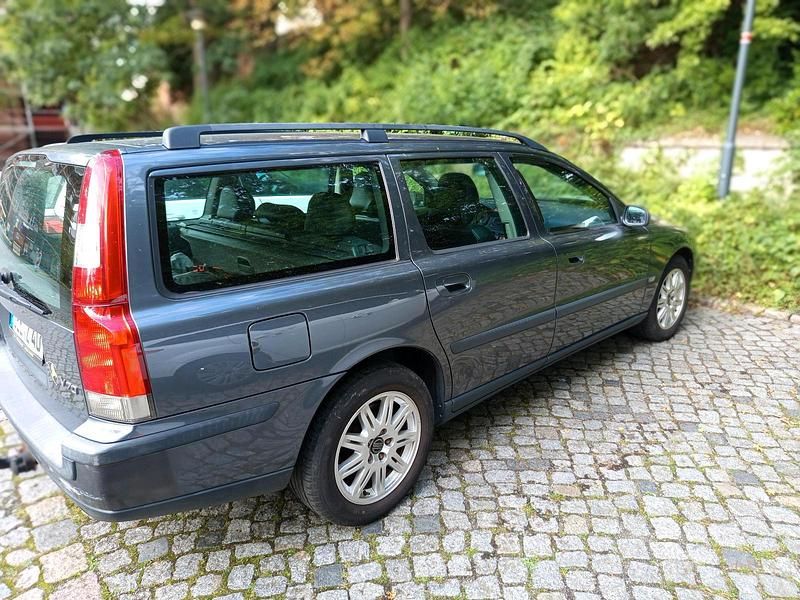 Gebraucht 2004 Volvo V70 Kombi | 600 € (Superpreis) - Bild 1/4