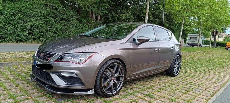 Gebraucht Seat Leon FR 179 PS (131 kW) 2017 Grau Limousine