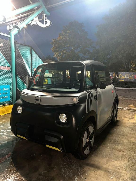 Grau Gebraucht 2023 Opel Rocks-e Rocks Kleinwagen | 7.999 € - Bild 1/4