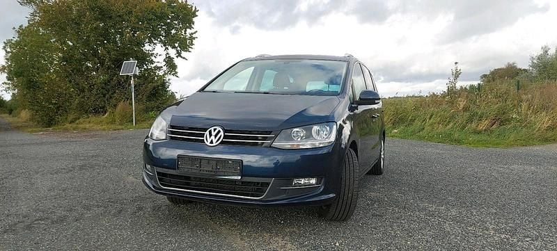 Blau Gebraucht 2012 VW Sharan Van / Kleinbus | 4.990 € (Superpreis) - Bild 1/4