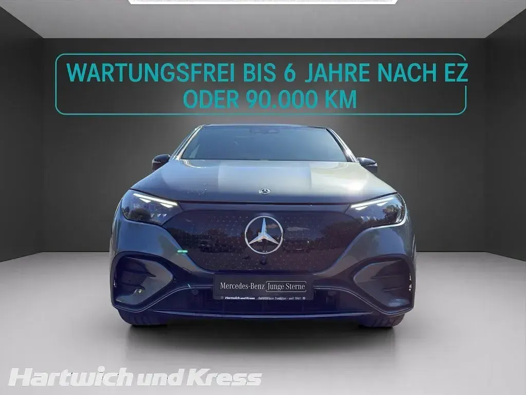 Gebraucht Mercedes EQE300 AMG line 180 kW (245 PS) 2025 Selenitgrau  lack SUV
