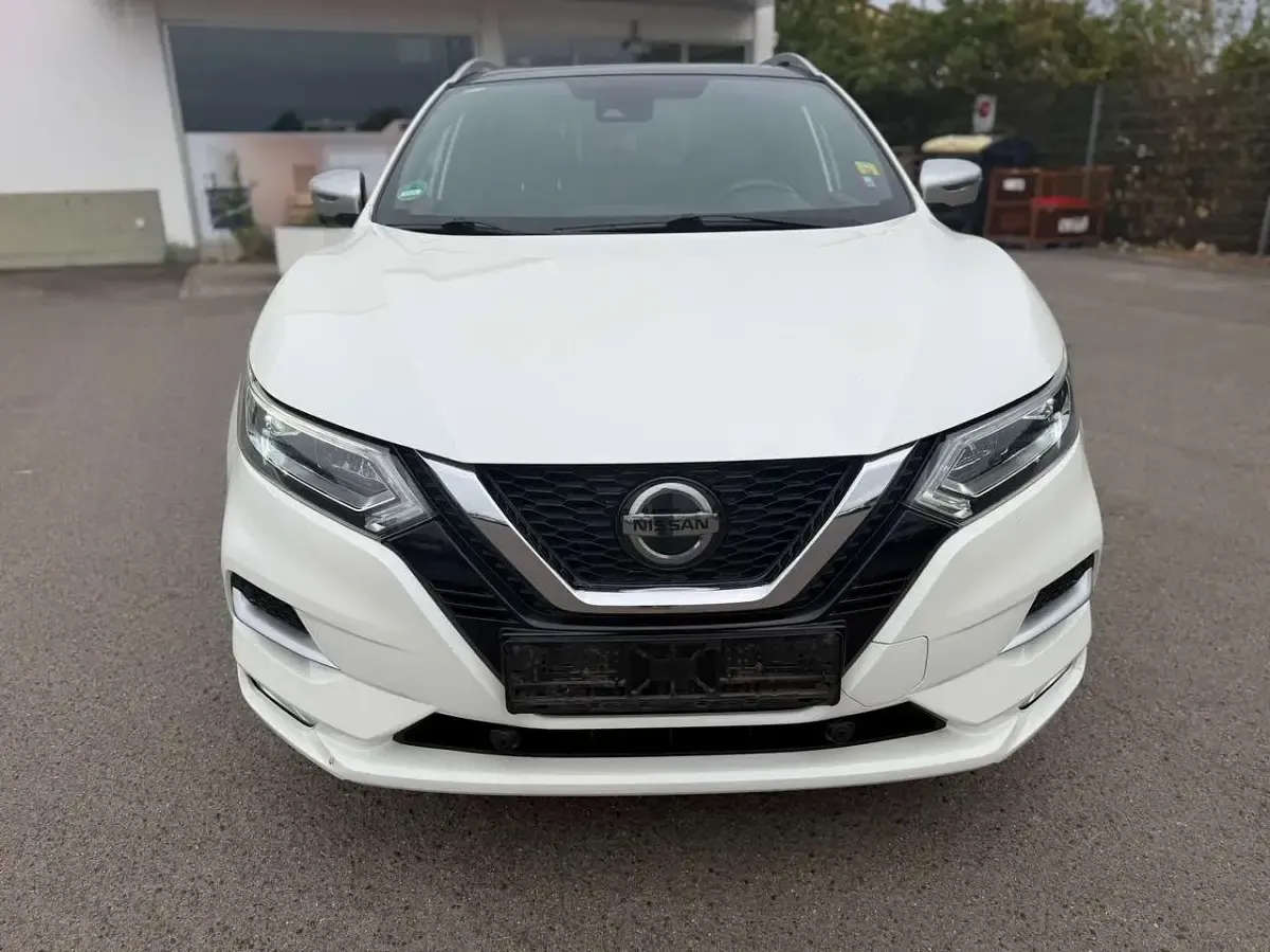 Gebraucht Nissan Qashqai Tekna 159 PS (116 kW) 2020 Brilliant white (m) SUV