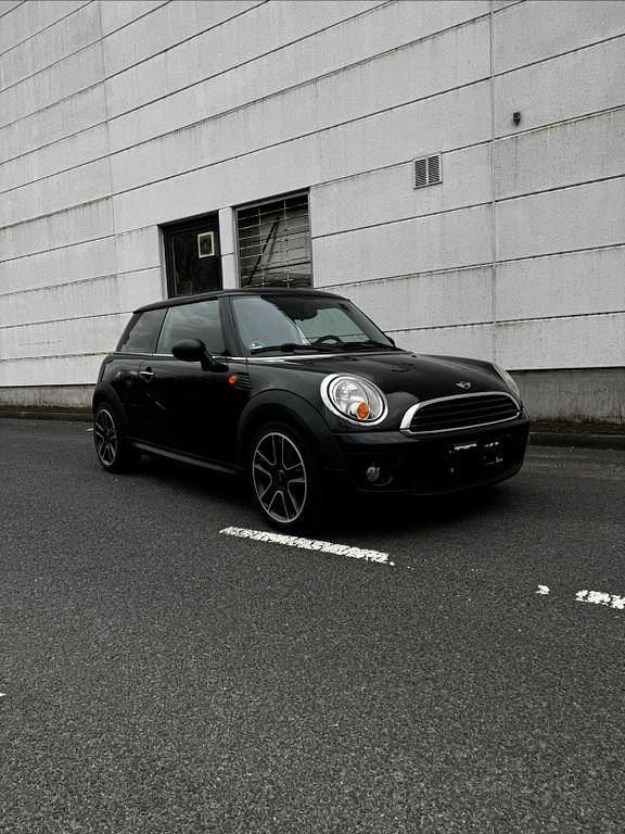 Gebraucht Mini ONE 95 PS (69 kW) 2009 Schwarz Kleinwagen