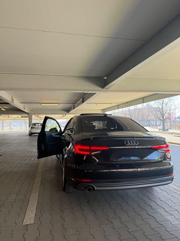 Gebraucht Audi A4 S-Line 150 PS (110 kW) 2017 Schwarz Limousine