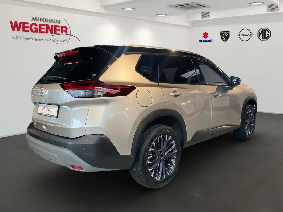 Gebraucht Nissan X-Trail 360º 163 PS (119 kW) 2025 Champagne silver/ black SUV