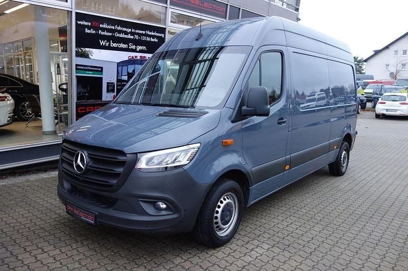 Dunkelgrau Gebraucht 2024 Mercedes Sprinter Van | 35.700 € (Superpreis) - Bild 1/4