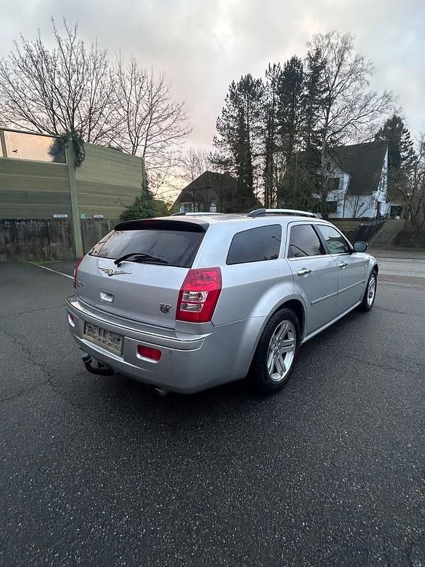 Gebraucht Chrysler 300C 218 PS (160 kW) 2009 Silber Kombi