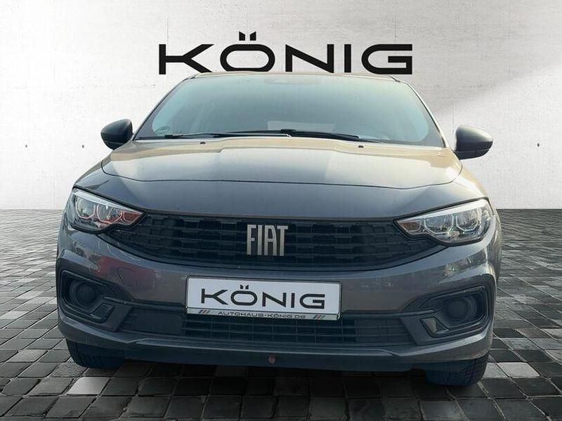 Gebraucht Fiat Tipo 131 PS (96 kW) 2023 Grau Limousine