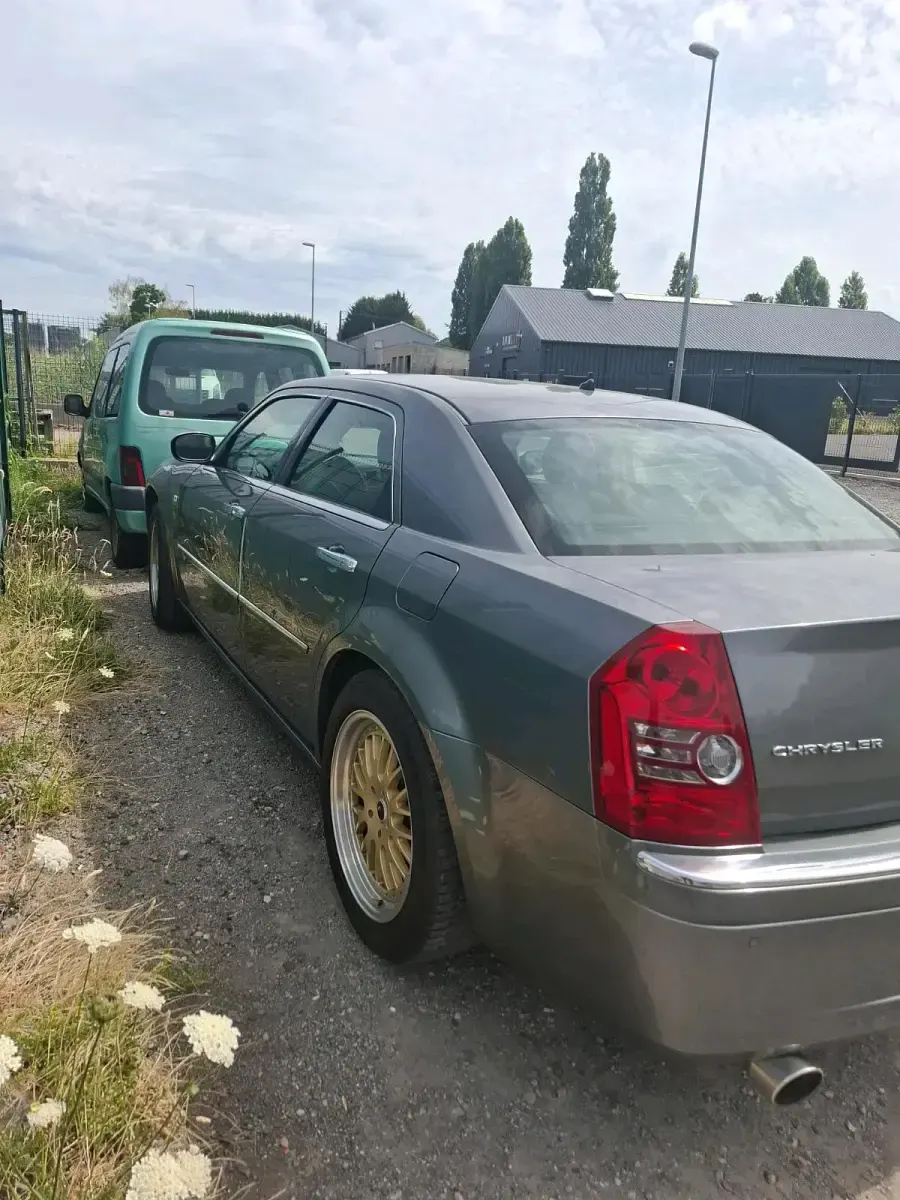 Gebraucht Chrysler 300C 224 PS (164 kW) 2009 Limousine