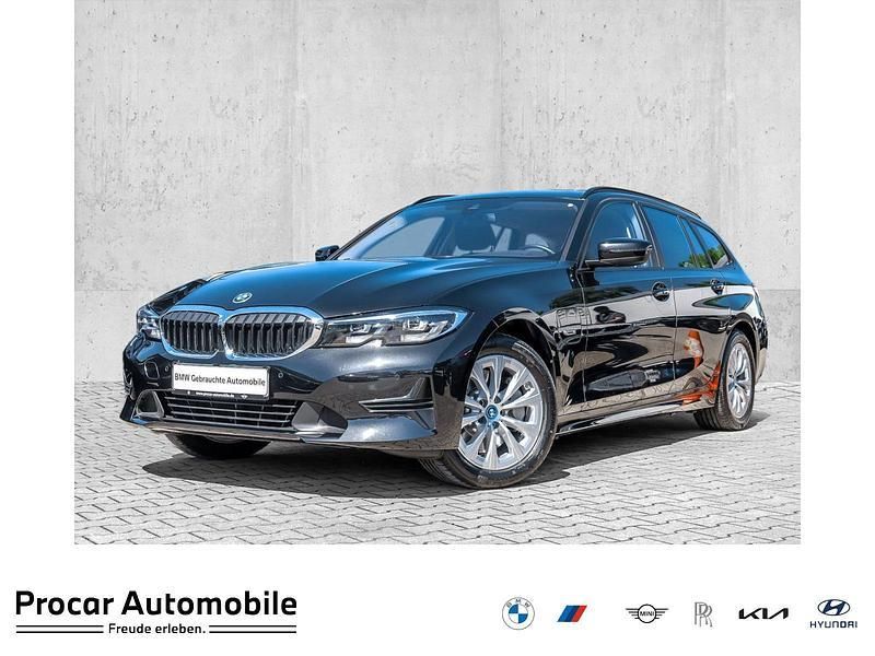 Schwarz Gebraucht 2022 BMW 330e Kombi | 28.770 € (Guter Preis) - Bild 1/2