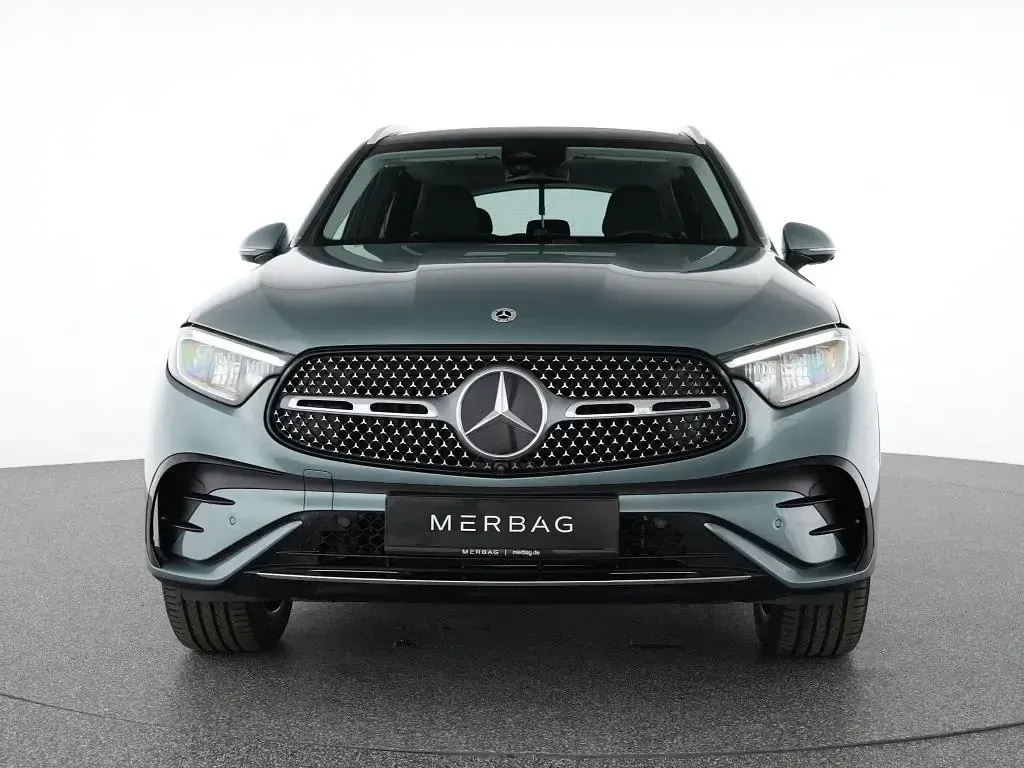 Gebraucht Mercedes GLC300 Advanced Plus 197 PS (144 kW) 2025 Silber SUV