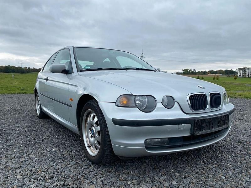 Gebraucht BMW 316 116 PS (85 kW) 2004 Silber Limousine