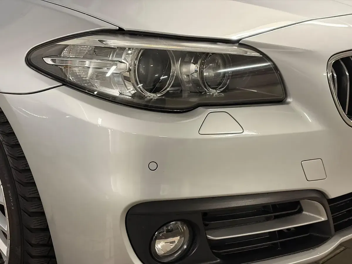 Gebraucht BMW 518 Luxury Line 190 PS (139 kW) 2014 Silber Kombi
