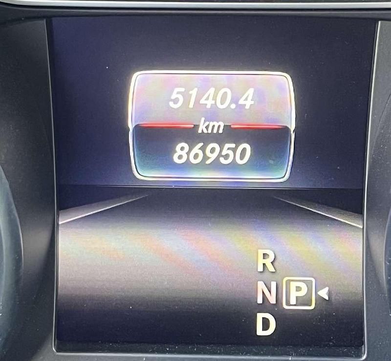 Gebraucht Mercedes GLA200 156 PS (114 kW) 2019 Grau SUV