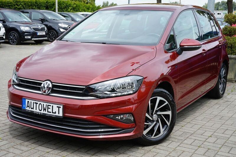 Rot Gebraucht 2018 VW Golf Sportsvan Join Van / Kleinbus | 13.500 € (Guter Preis) - Bild 1/4