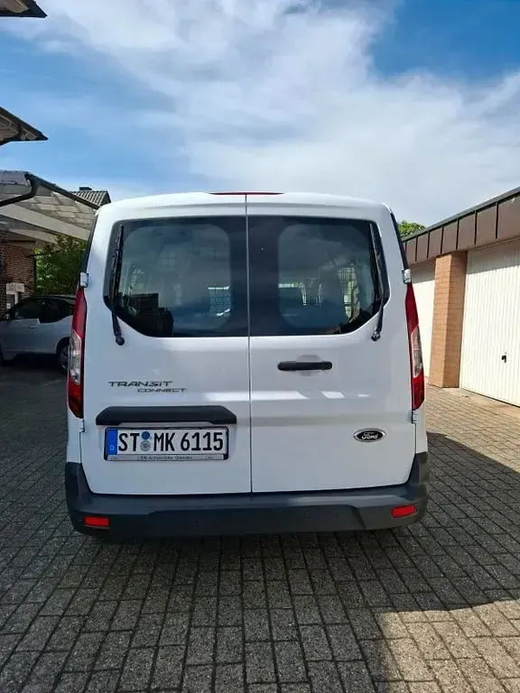 Second-hand Ford Transit Connect 116 CP (85 kW) 2015 Alb Monovolum