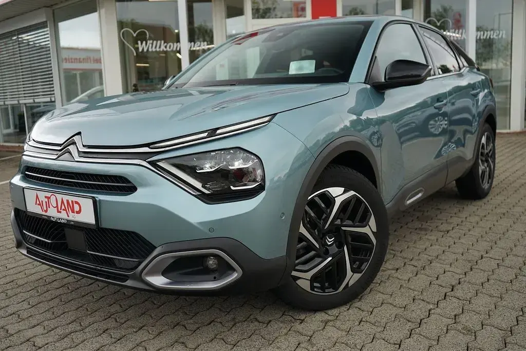 Gebraucht Citroën C4 131 PS (96 kW) 2024 Blau SUV