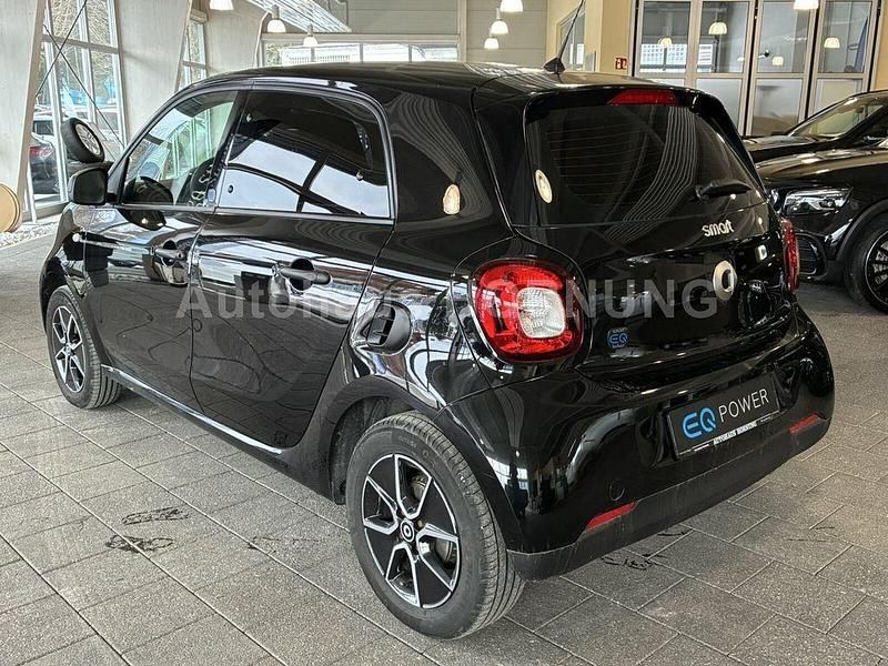 Gebraucht Smart ForFour Electric Drive Passion 60 kW (82 PS) 2020 Karosserie in schwarz / black Limousine