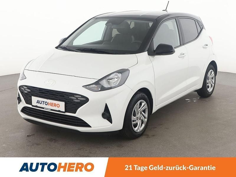 Weiß Gebraucht 2023 Hyundai i10 Kleinwagen | 15.180 € (Fairer Preis) - Bild 1/3