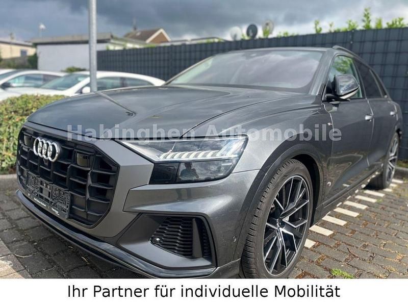 Gebraucht Audi Q8 S-Line 340 PS (250 kW) 2020 Grau SUV