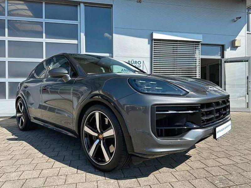 Andere Gebraucht 2024 Porsche Cayenne SUV | 133.990 € - Bild 1/4