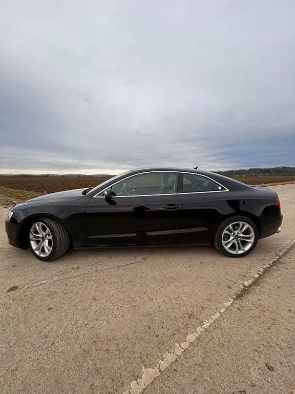 Gebraucht Audi A5 Ambiente 211 PS (155 kW) 2010 Schwarz Coupé