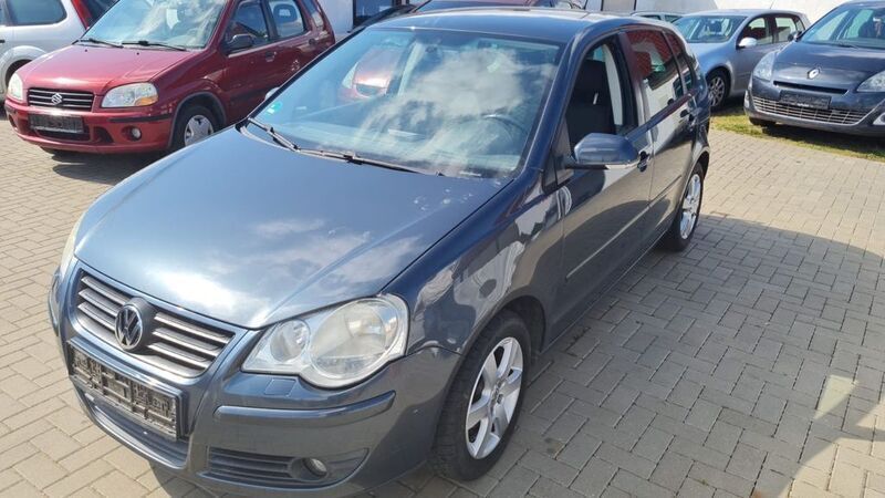 Grau Gebraucht 2008 VW Polo United Limousine | 3.799 € (Fairer Preis) - Bild 1/4