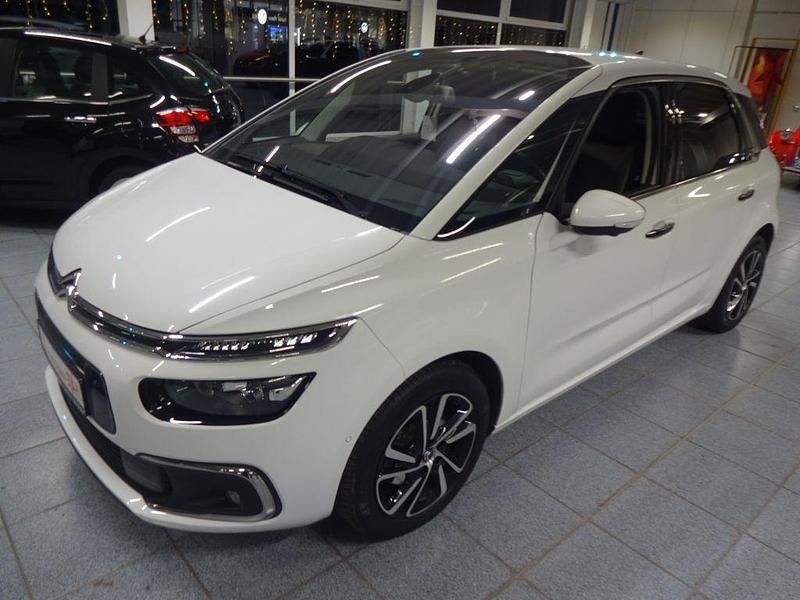 Weiß Gebraucht 2017 Citroën C4 Picasso Shine Van / Kleinbus | 15.450 € (Teuer) - Bild 1/4