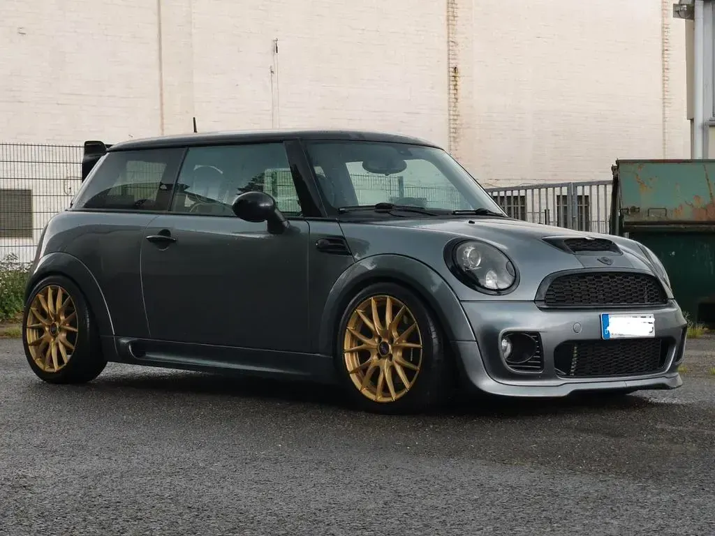 Gebraucht Mini John Cooper Works 260 PS (191 kW) 2008 Silber Kleinwagen