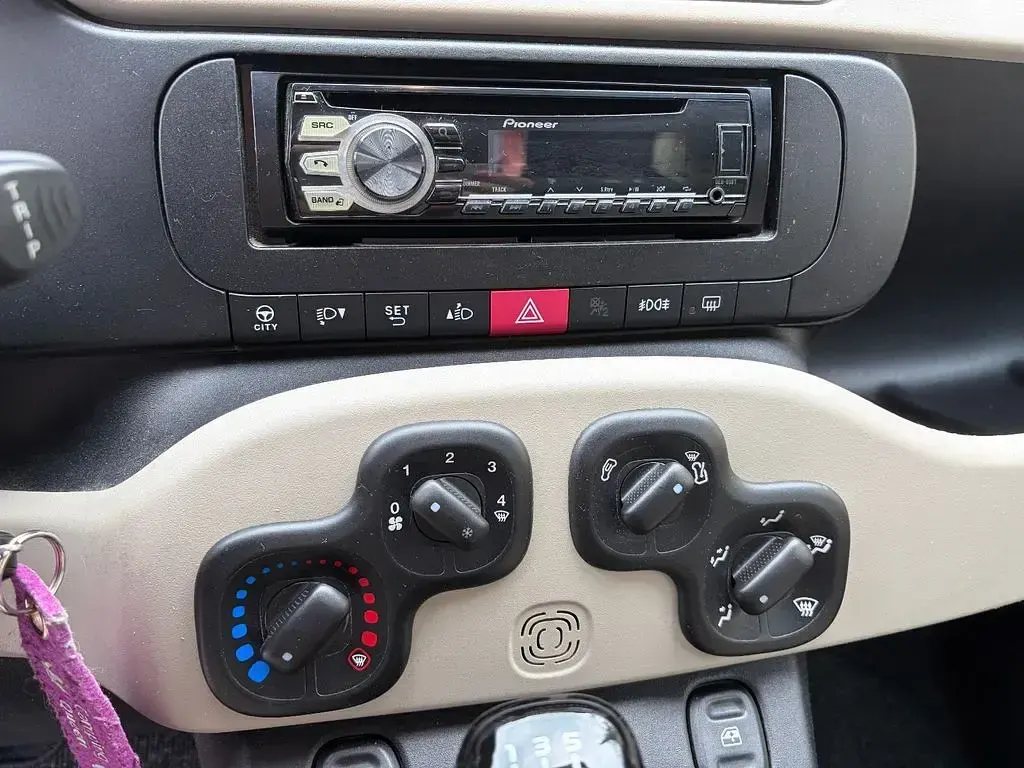 Gebraucht Fiat Panda 69 PS (50 kW) 2016 Silber Kleinwagen