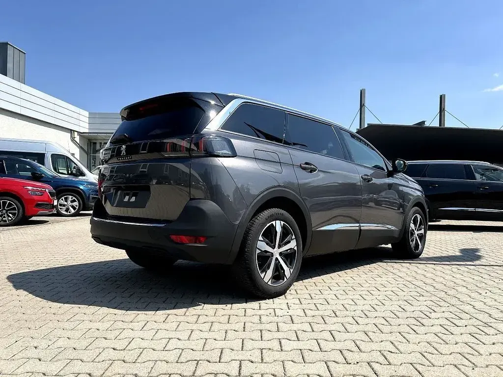 Gebraucht Peugeot 5008 177 PS (130 kW) 2022 Grau SUV