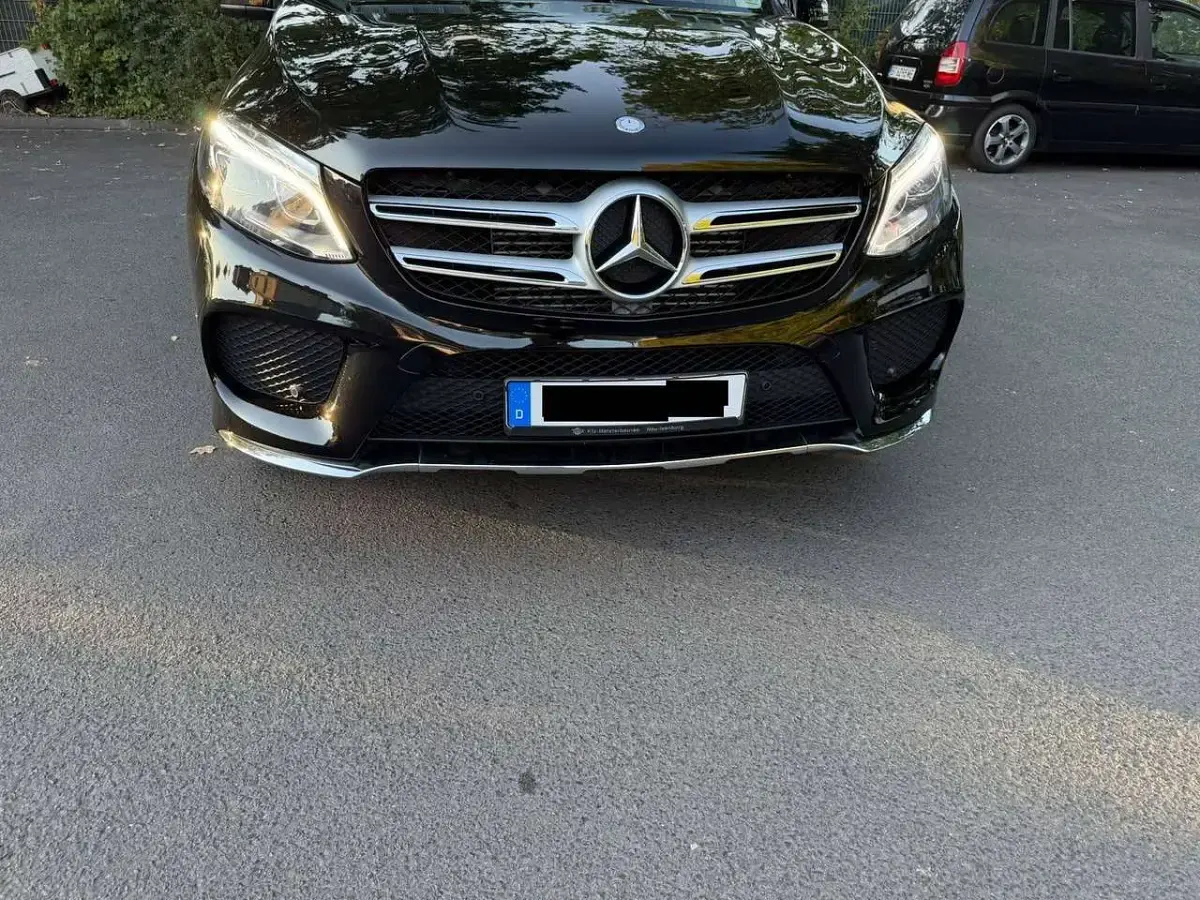 Gebraucht Mercedes GLE350 AMG line 258 PS (189 kW) 2017 Schwarz SUV