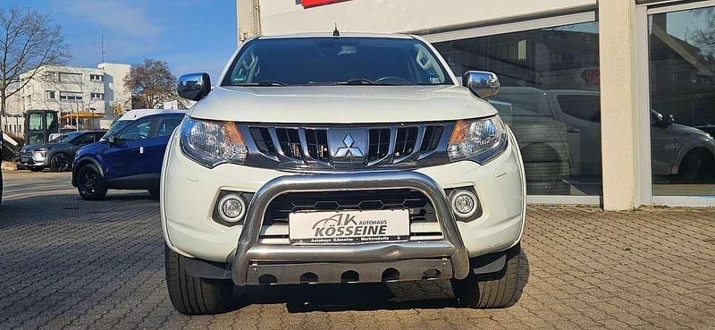 Gebraucht Mitsubishi L200 Plus 181 PS (133 kW) 2019 Weiß Pickup
