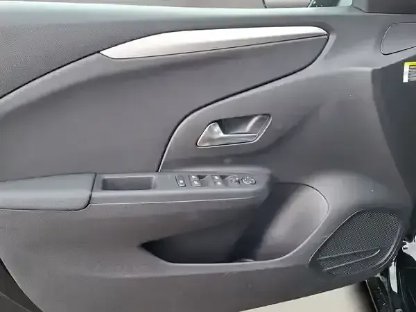 Neu Opel Corsa-e 100 kW (136 PS) 2026 Karbon schwarz (metallic) Kleinwagen