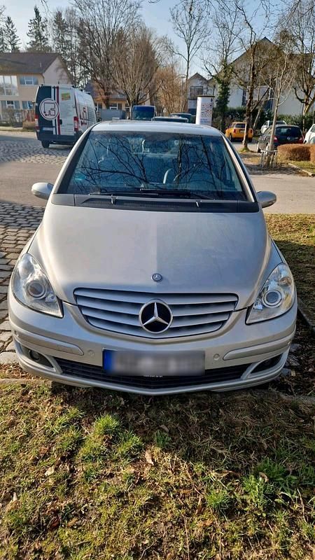 Gebraucht Mercedes B200 2005 Silber Van / Kleinbus