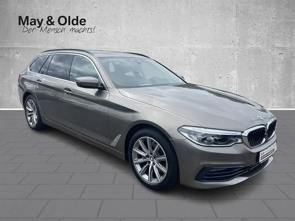 Gebraucht BMW 520 Sport Line 184 PS (135 kW) 2019 Braun Kombi