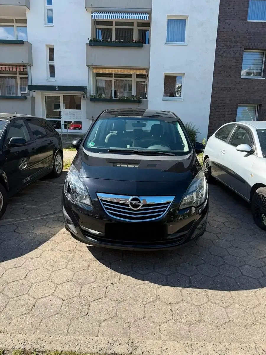Gebraucht Opel Meriva 110 PS (80 kW) 2011 Schwarz Van / Kleinbus