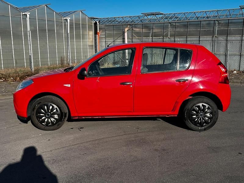Gebraucht Dacia Sandero 75 PS (55 kW) 2009 Rot Kleinwagen