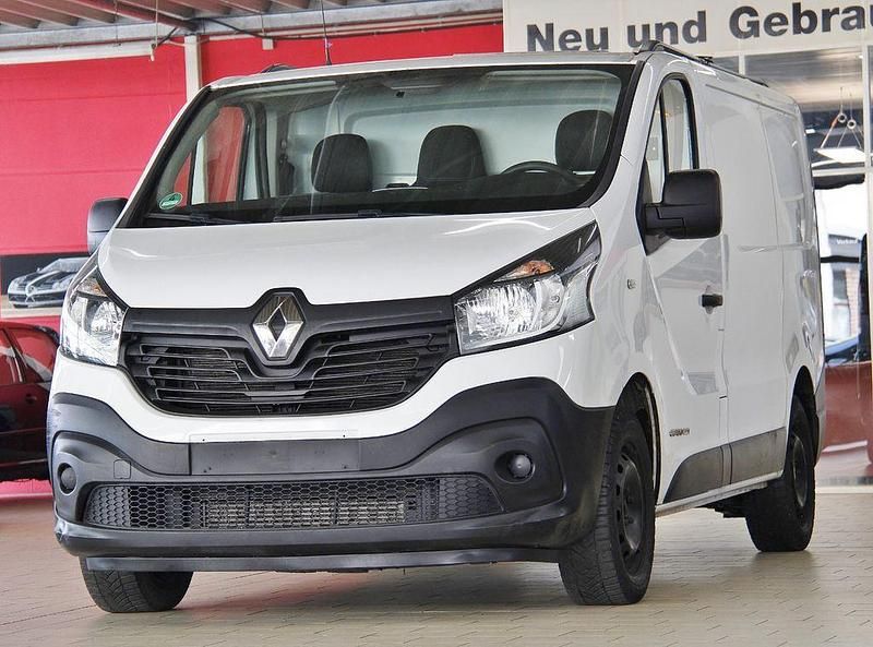 Gebraucht Renault Trafic 120 PS (88 kW) 2016 Weiss Van / Kleinbus