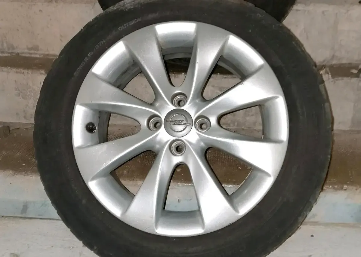 Gebraucht Opel Corsa S 69 PS (50 kW) 2013 Schwarz Kleinwagen