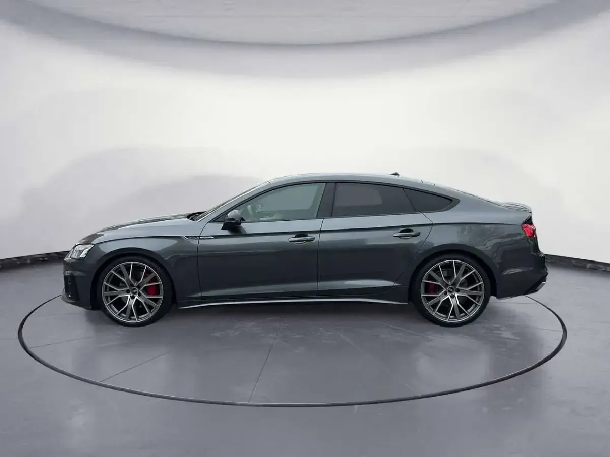 Second-hand Audi A5 S-Line 265 CP (194 kW) 2022 Gri Coupe