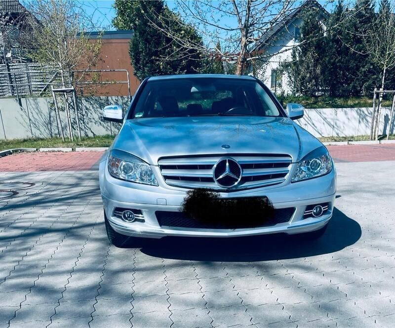 Silber Gebraucht 2007 Mercedes C200 Limousine | 6.999 € (Fairer Preis) - Bild 1/4