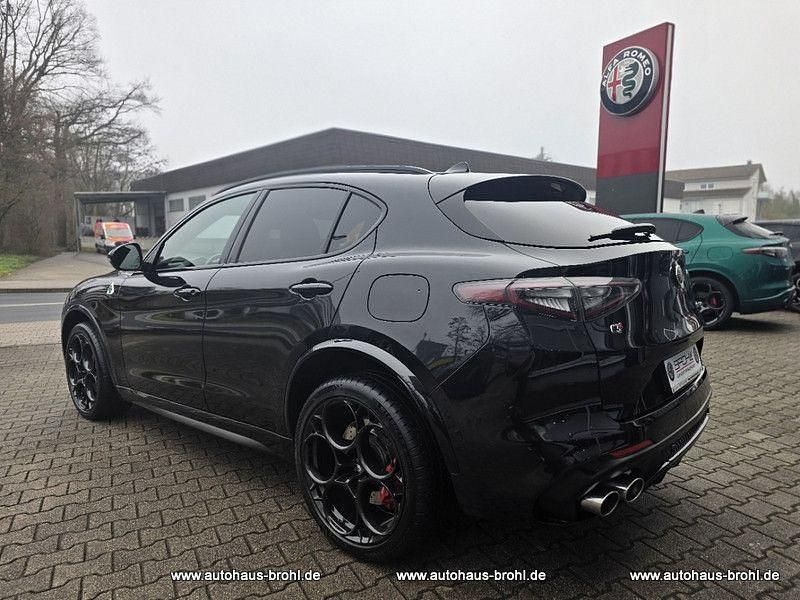 Gebraucht Alfa Romeo Stelvio Quadrifoglio 510 PS (375 kW) 2022 Schwarz SUV